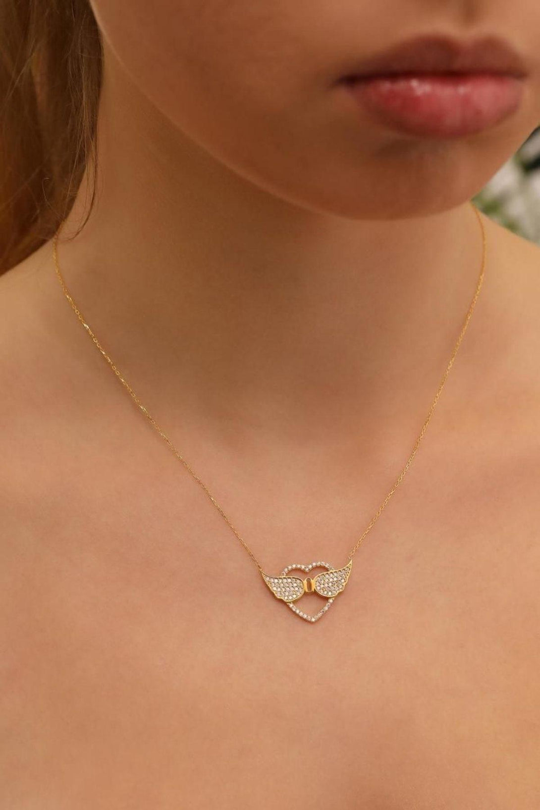 925 Sterling Silver Angel Wing Heart Necklace