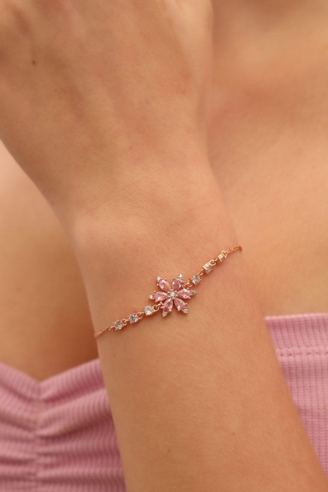 925 Sterling Silver Clover Bracelet With Pink Zircon Stone