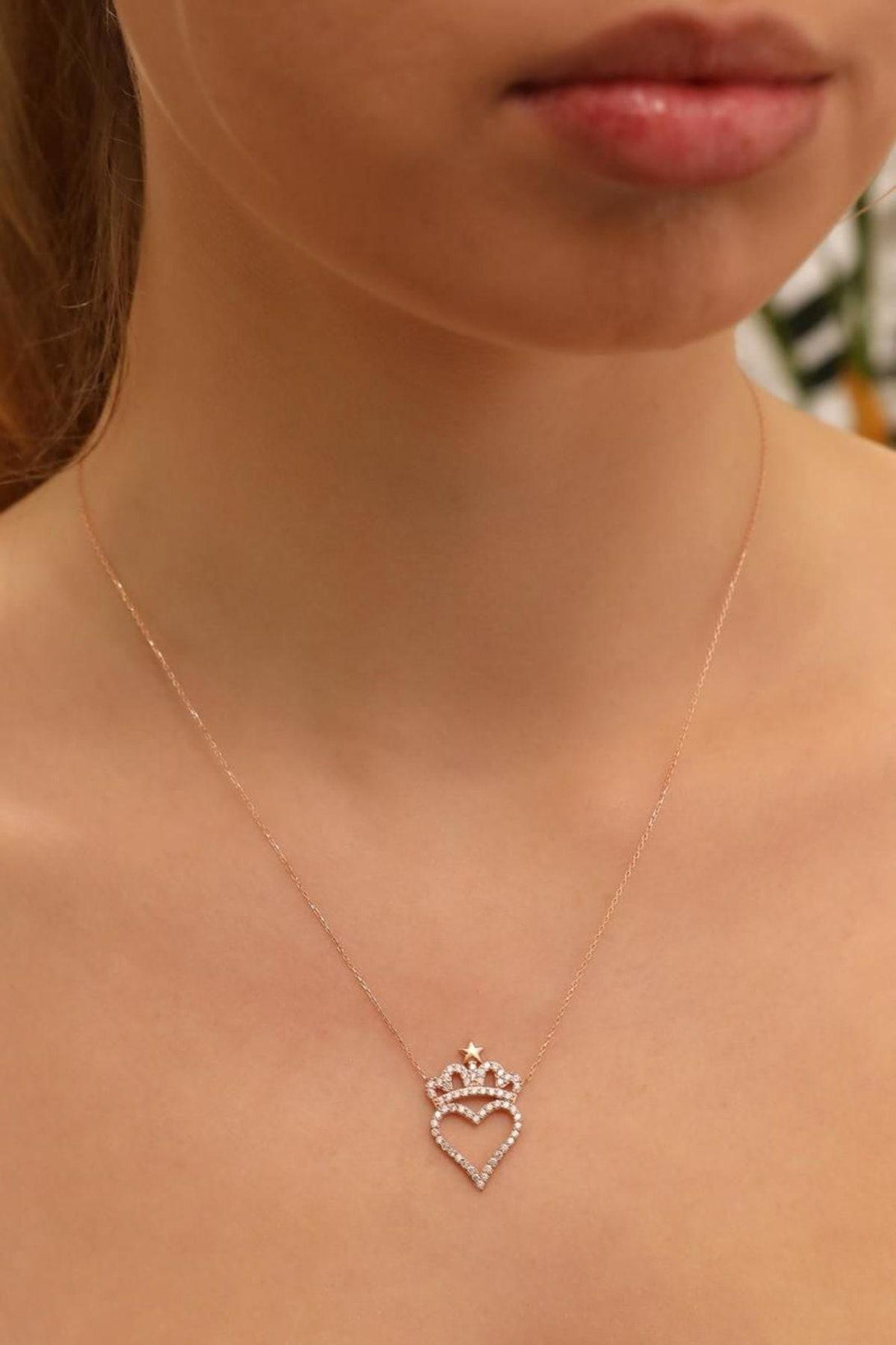 925 Sterling Silver Heart Crown Necklace