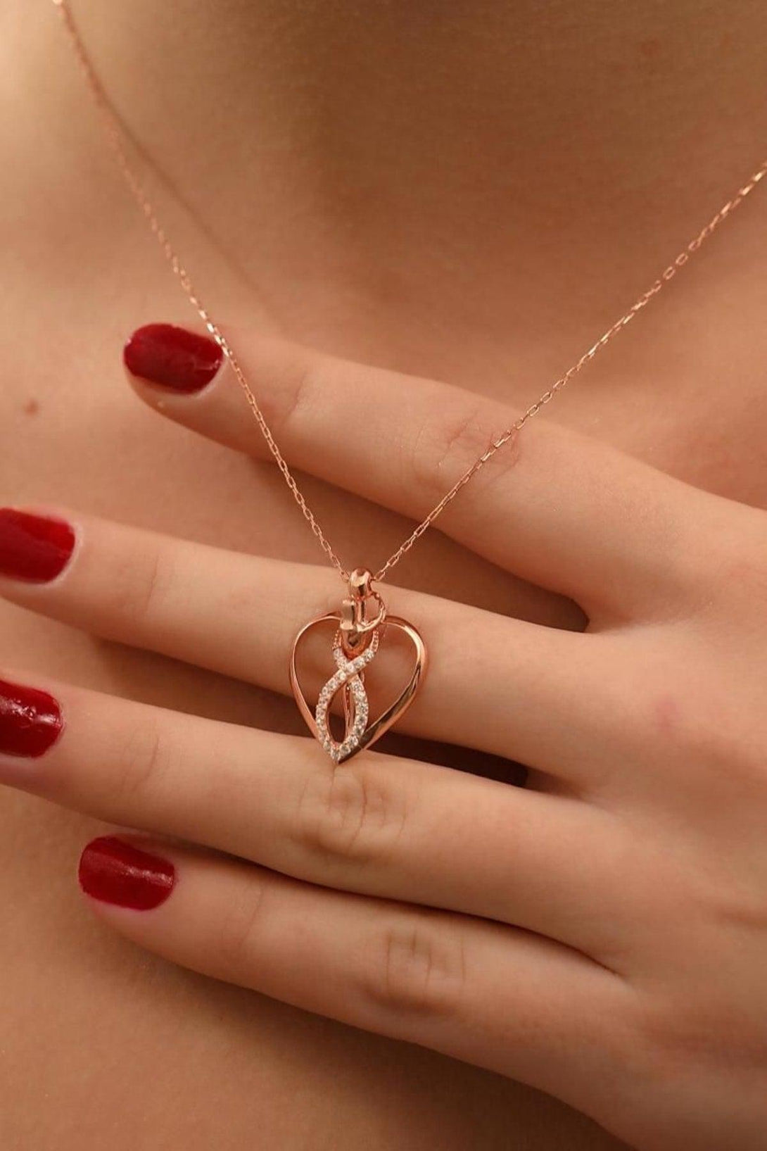 925 Sterling Silver Heart Infinity Sign Necklace