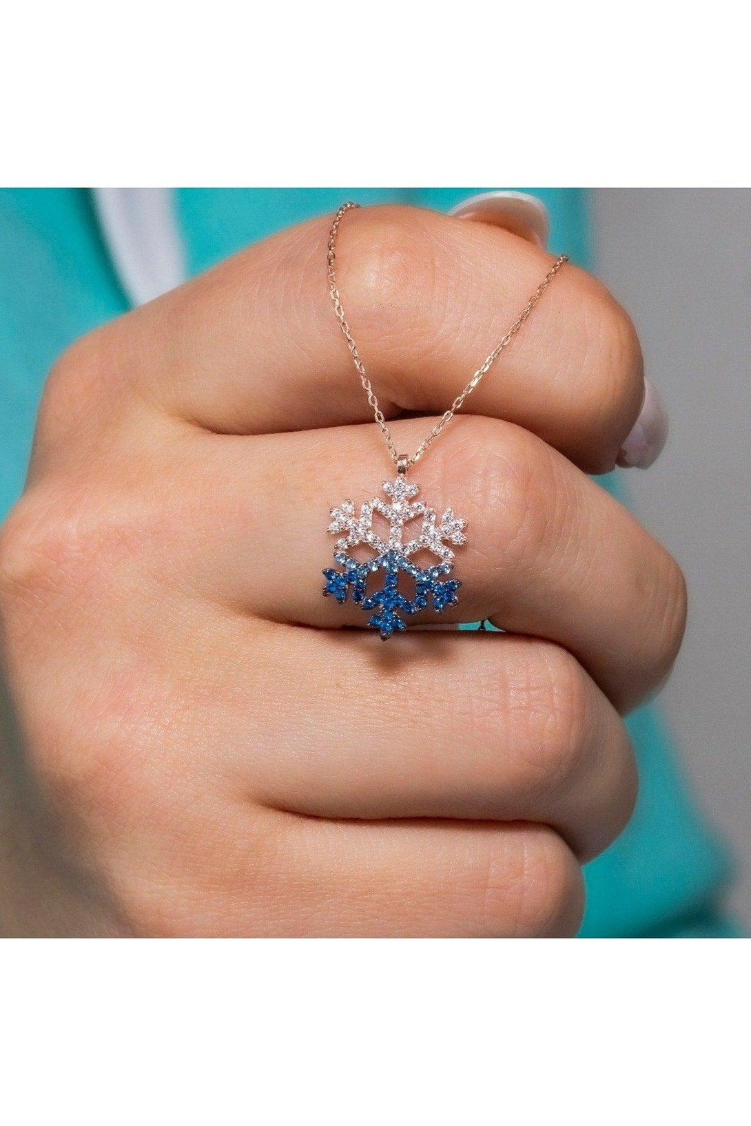 925 Sterling Silver Snowflake Necklace With Blue And White Zircon Stone