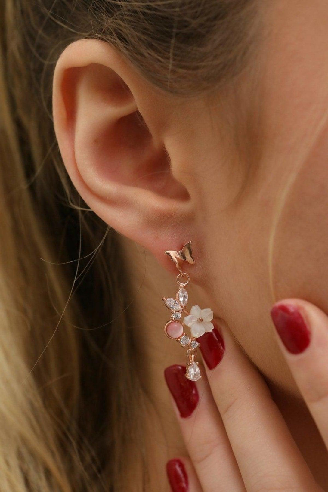 925 Sterling Silver White Flower Earrings