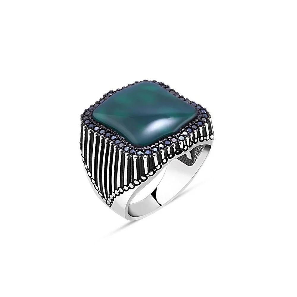 Flat Middle Green Red Stone Edge Tiny Black Zircon Stone Men's Ring