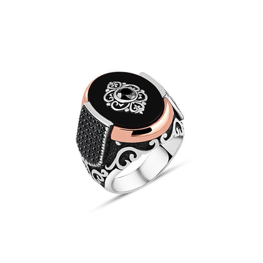 Onyx Stone Men's Ring With Zircon Stone And Motive In The Middle